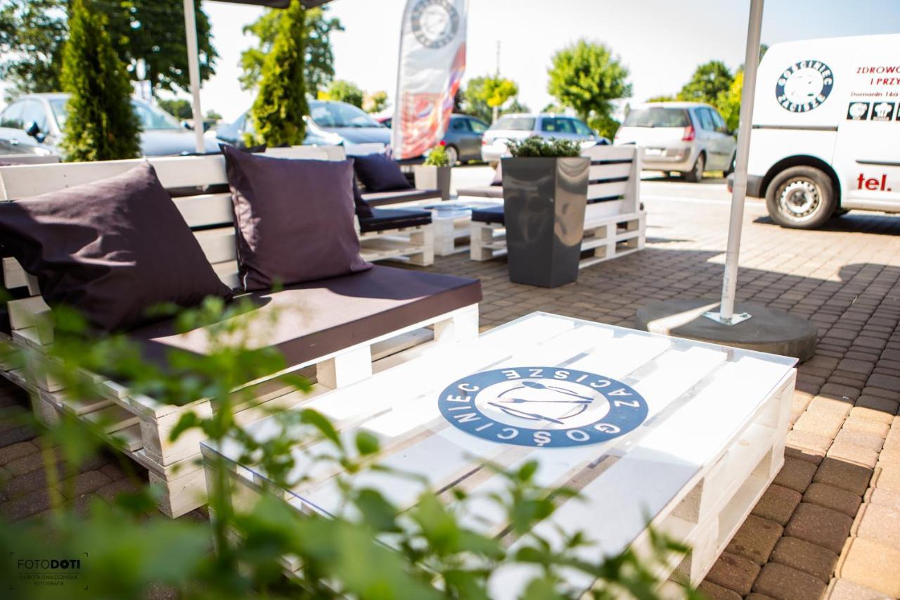 Gosciniec Zacisze I Blisko A2 Dabie-Uniejow I Restauracja Bed and Breakfast Eksteriør billede