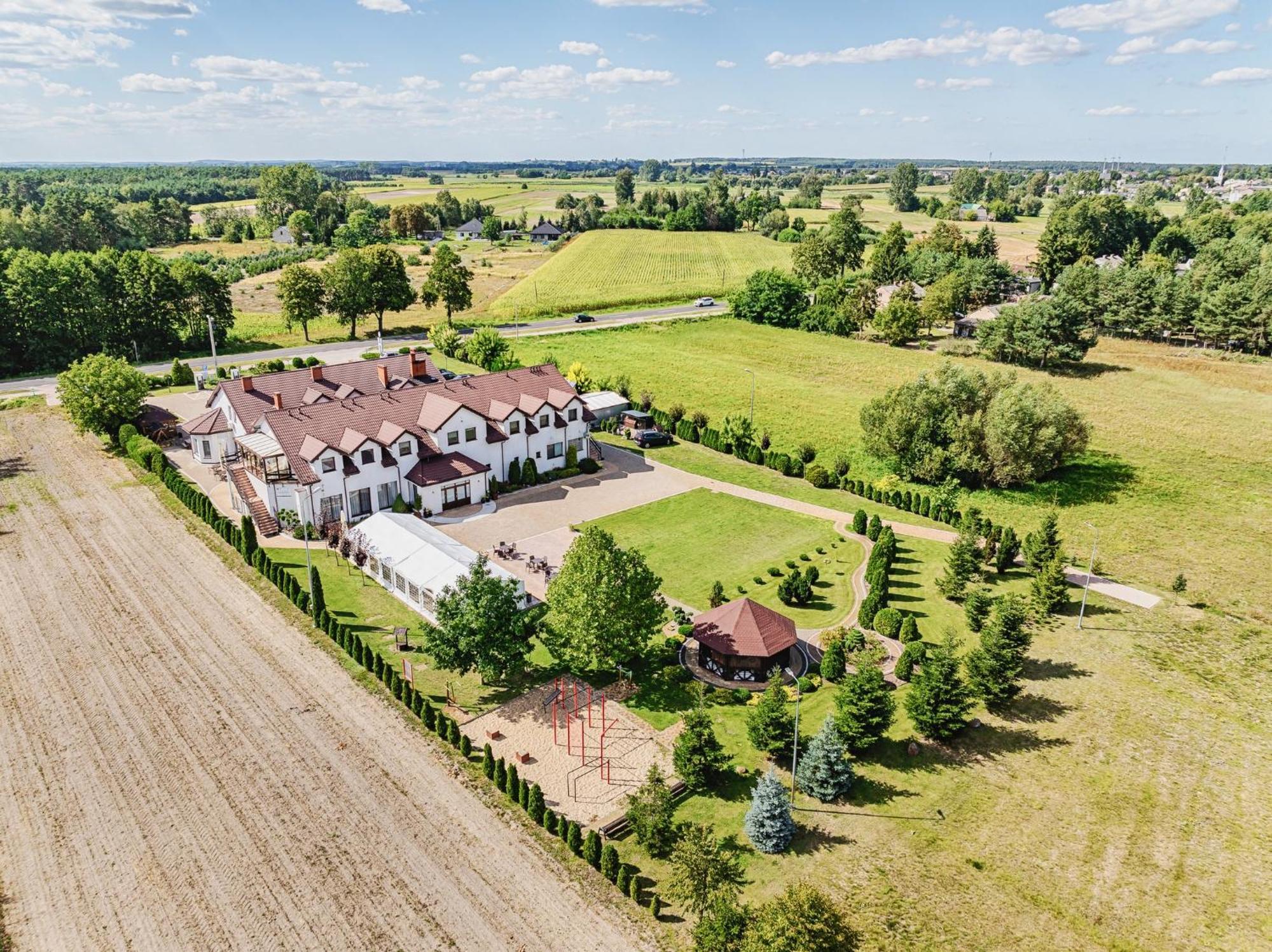 Gosciniec Zacisze I Blisko A2 Dabie-Uniejow I Restauracja Bed and Breakfast Eksteriør billede